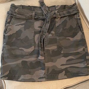 Camo Mini Skirt (Juniors 7)